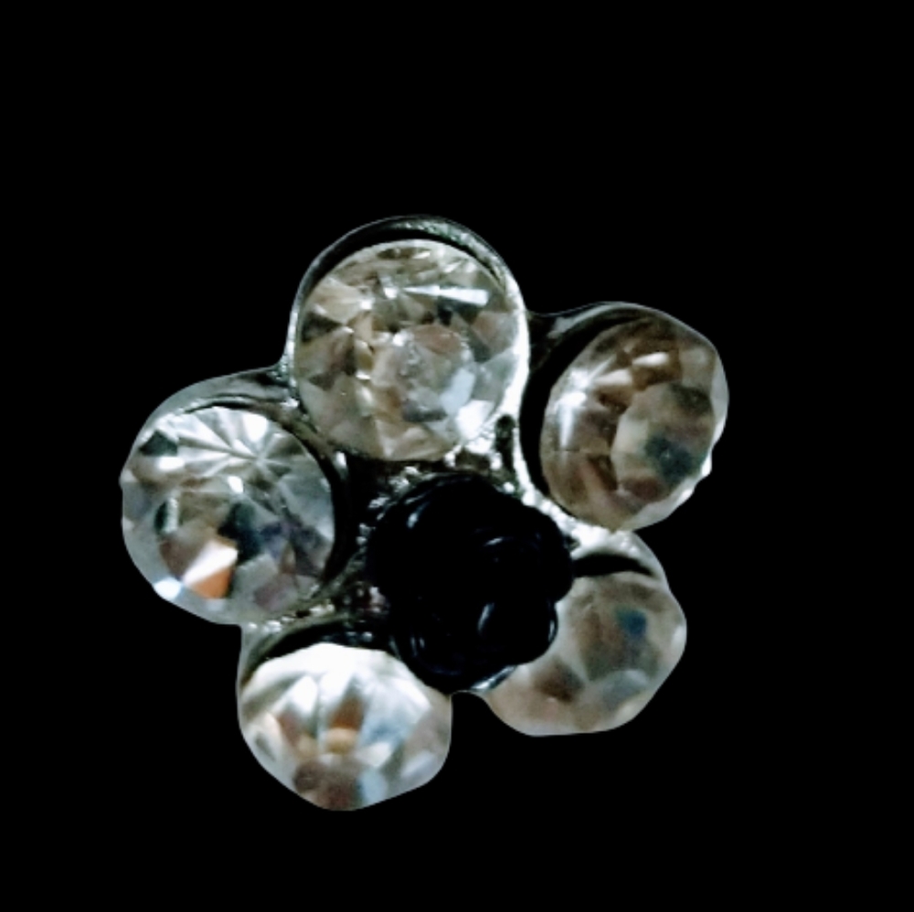 Vintage Rhinestone Earrings - Picture 3 of 6